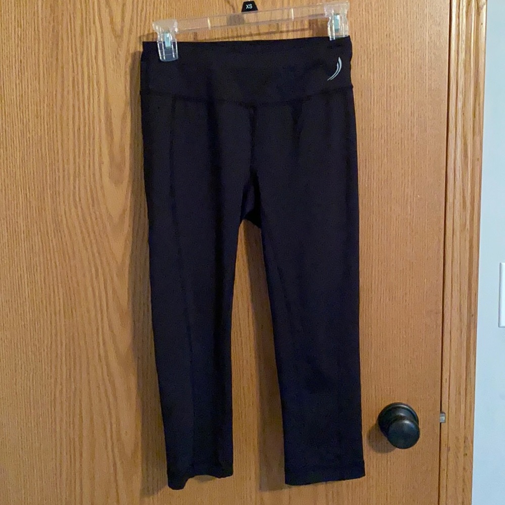 Exertek Black Capris